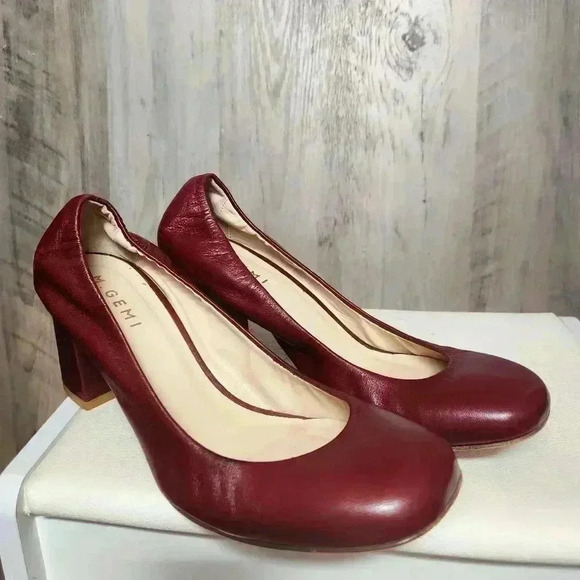 M. GEMI Burgundy Bordeaux Leather Chunky Pump Heels 7.5US 38EU - Picture 1 of 8